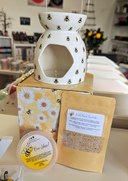 All Over Bee Print Wax Melt Burner