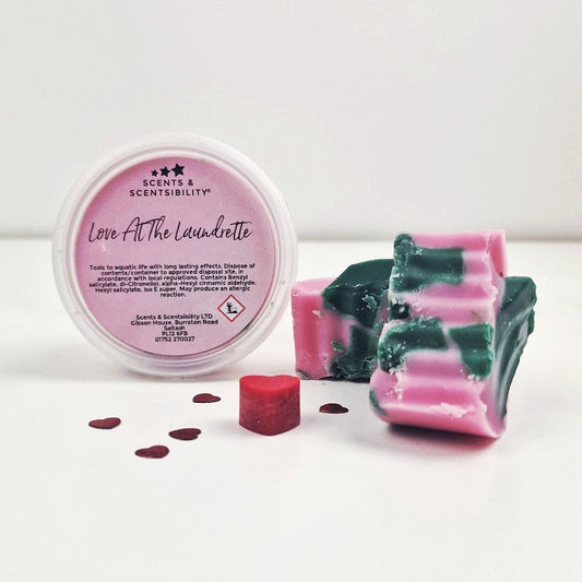 Love At The Laundrette Chunky Large Wax Melt